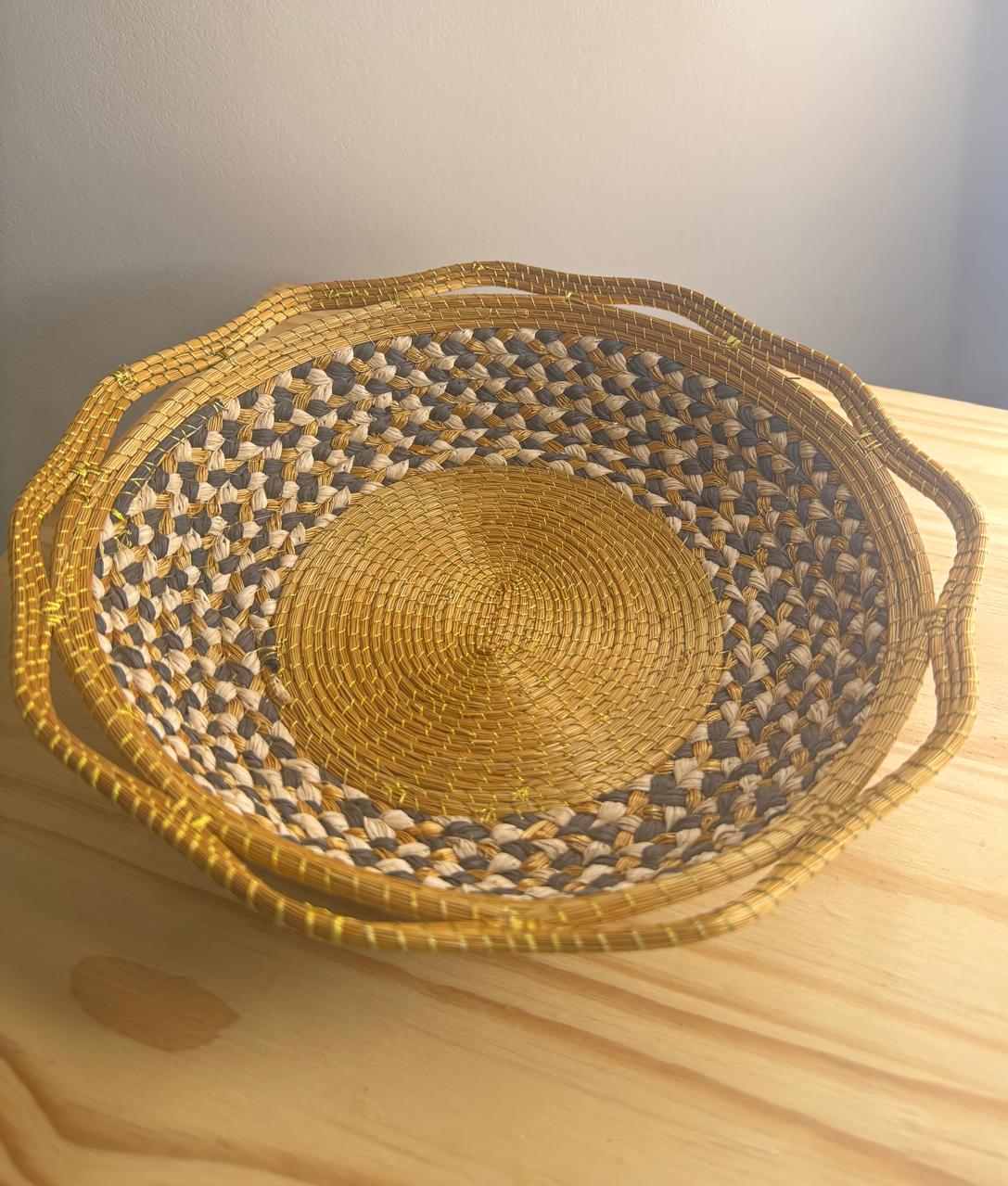 CESTA CAPIM DOURADO COM FIBRA DE BURIT