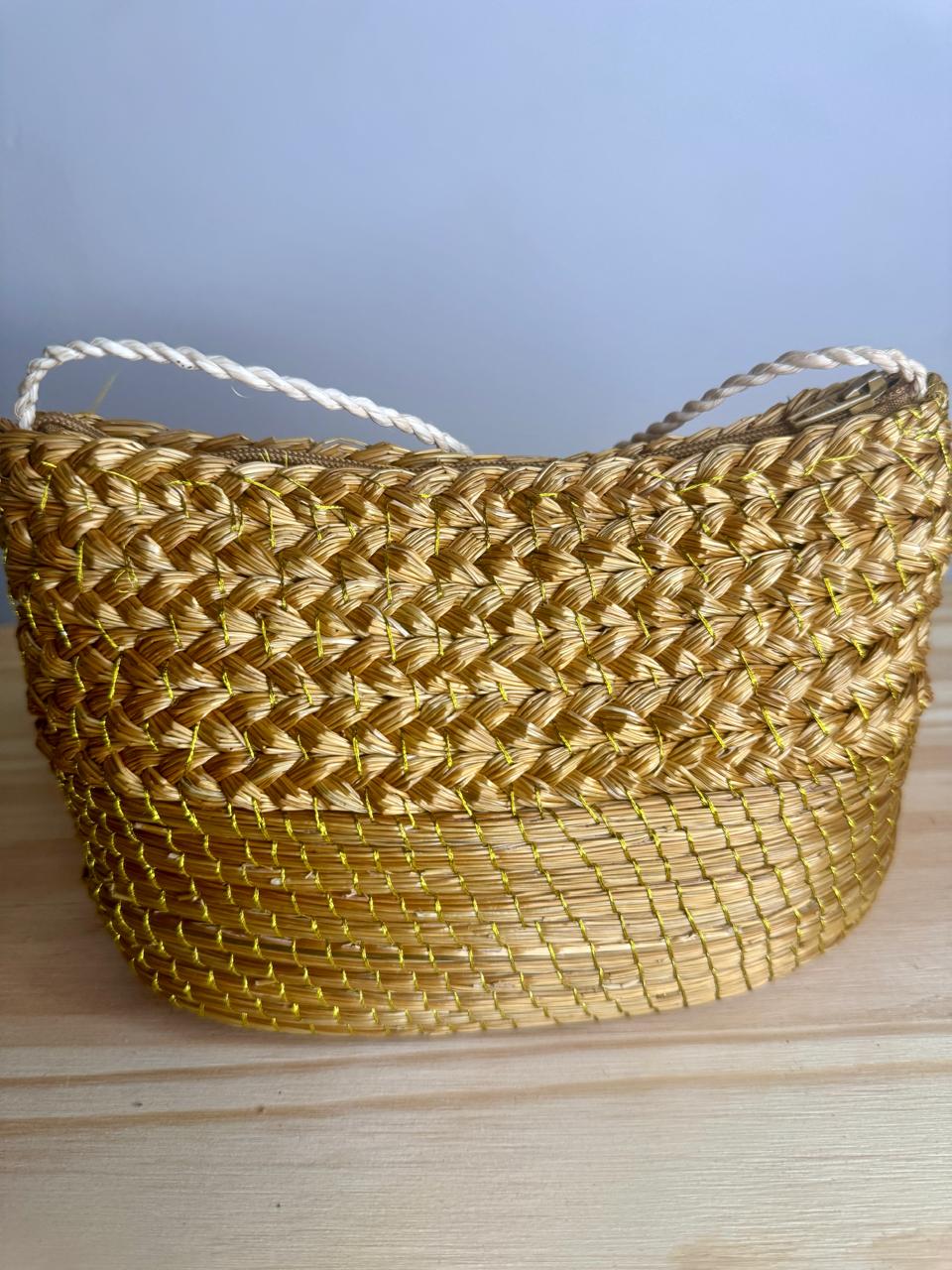 BOLSA TRANÇADA DE CAPIM DOURADO