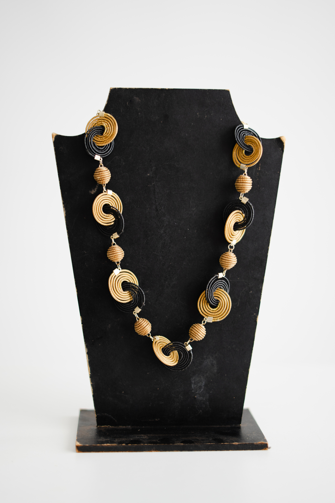 COLAR ESPIRAL
